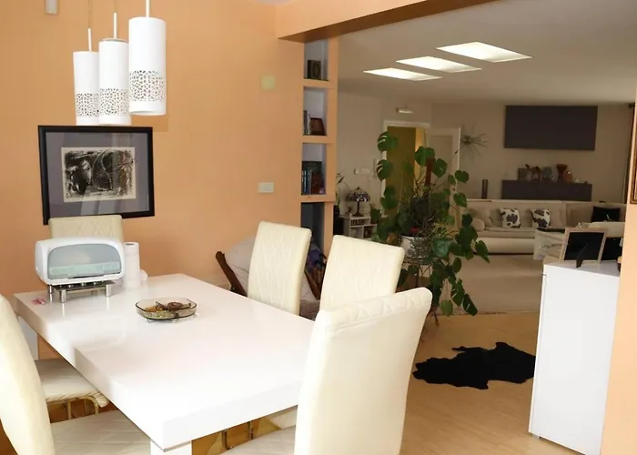 Uma Gostinjska kuća 4*